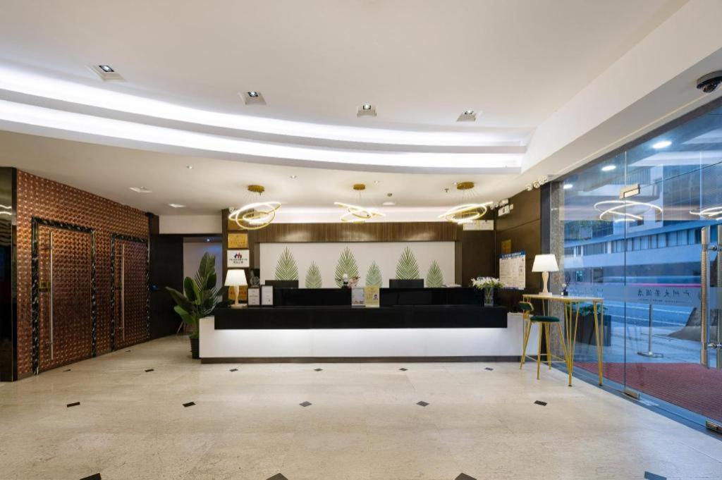 Wings Hotel Гуанчжоу Экстерьер фото