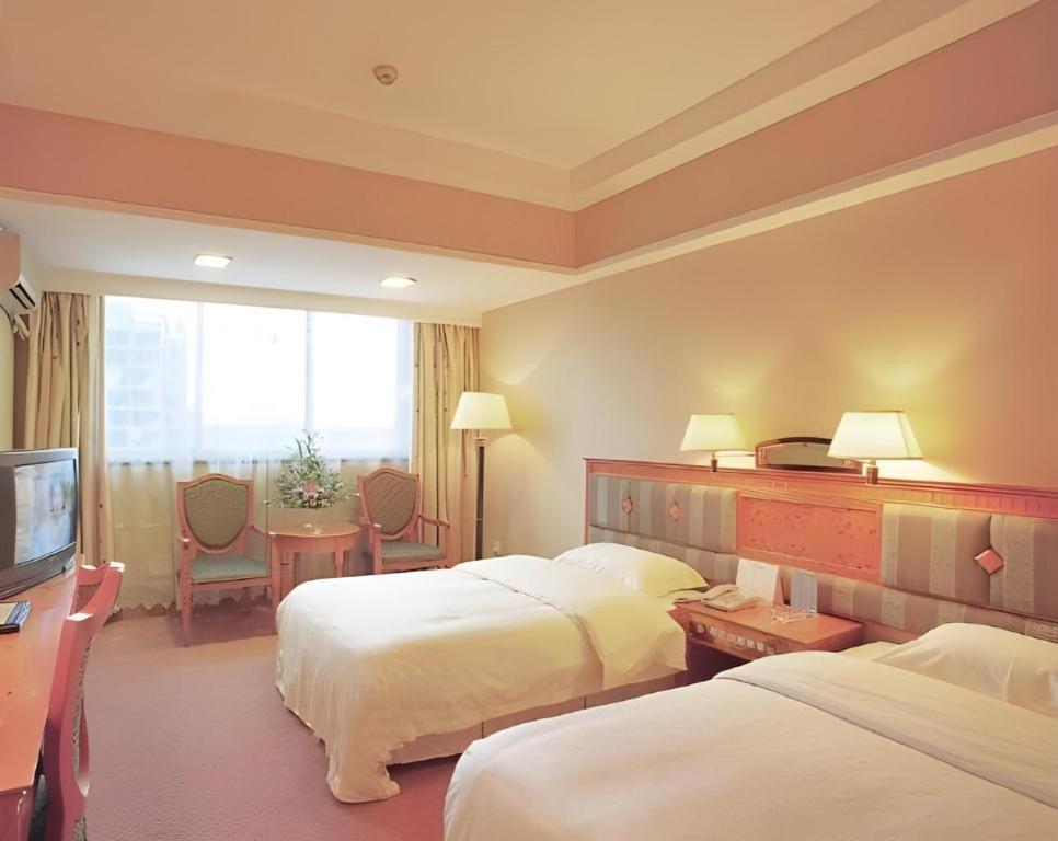 Wings Hotel Гуанчжоу Экстерьер фото